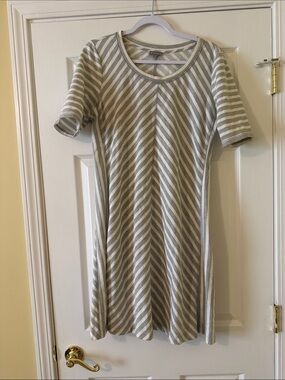 Talbots T by Talbots Gray and White Striped Short-Sleeve Swing Dress